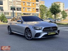 2022 MODEL 43.000 KM'de BOYASIZ HATASIZ SIFIRDAN FARKSIZ E200d