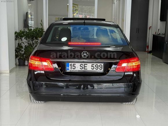 MERCEDES E220 CDİ HATASIZ TEK PARÇA BOYALI
