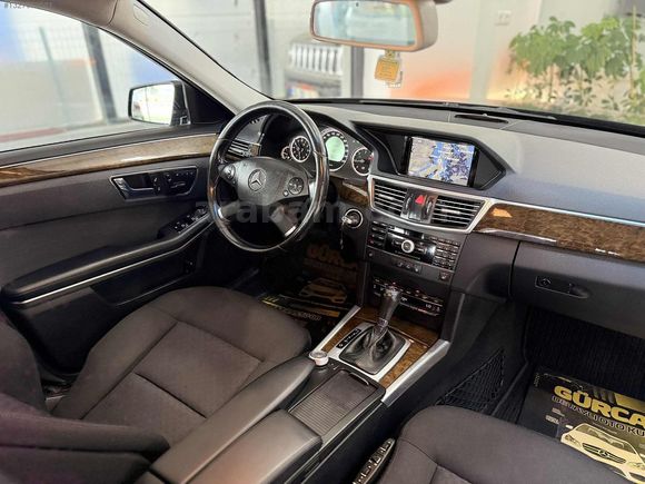 MERCEDES E220 CDİ HATASIZ TEK PARÇA BOYALI