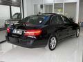 MERCEDES E220 CDİ HATASIZ TEK PARÇA BOYALI