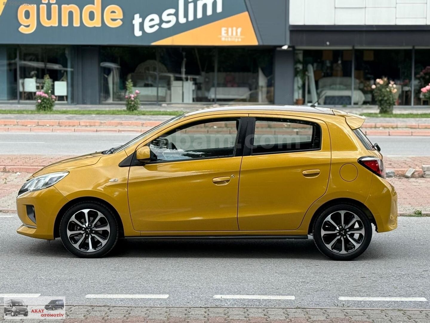 Galeriden Mitsubishi Space Star 1.2 Intense 2020 Model Kayseri 100.000 km Sarı 3