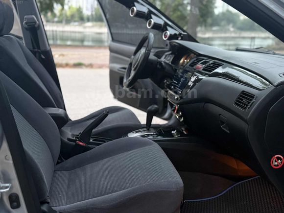 ILGAZ MOTORS'DAN EVO YAVRUSU LANCER DOLU DOLU