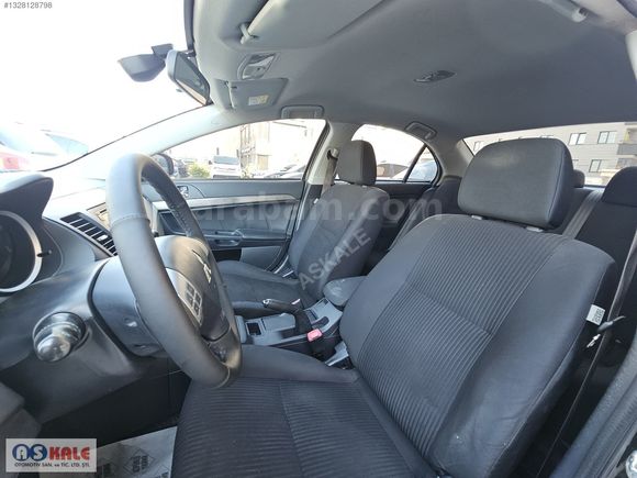 ASKALE'DEN 2015 MİTSUBİSHİ LANCER 1.6 İNVİTE EMSALSİZ 66 BİN KM