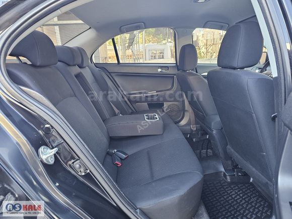 ASKALE'DEN 2015 MİTSUBİSHİ LANCER 1.6 İNVİTE EMSALSİZ 66 BİN KM