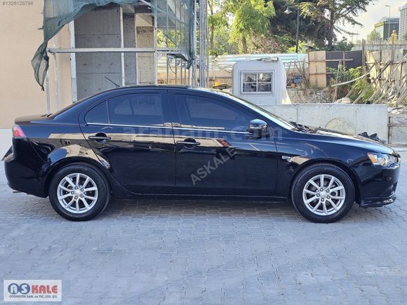 ASKALE'DEN 2015 MİTSUBİSHİ LANCER 1.6 İNVİTE EMSALSİZ 66 BİN KM