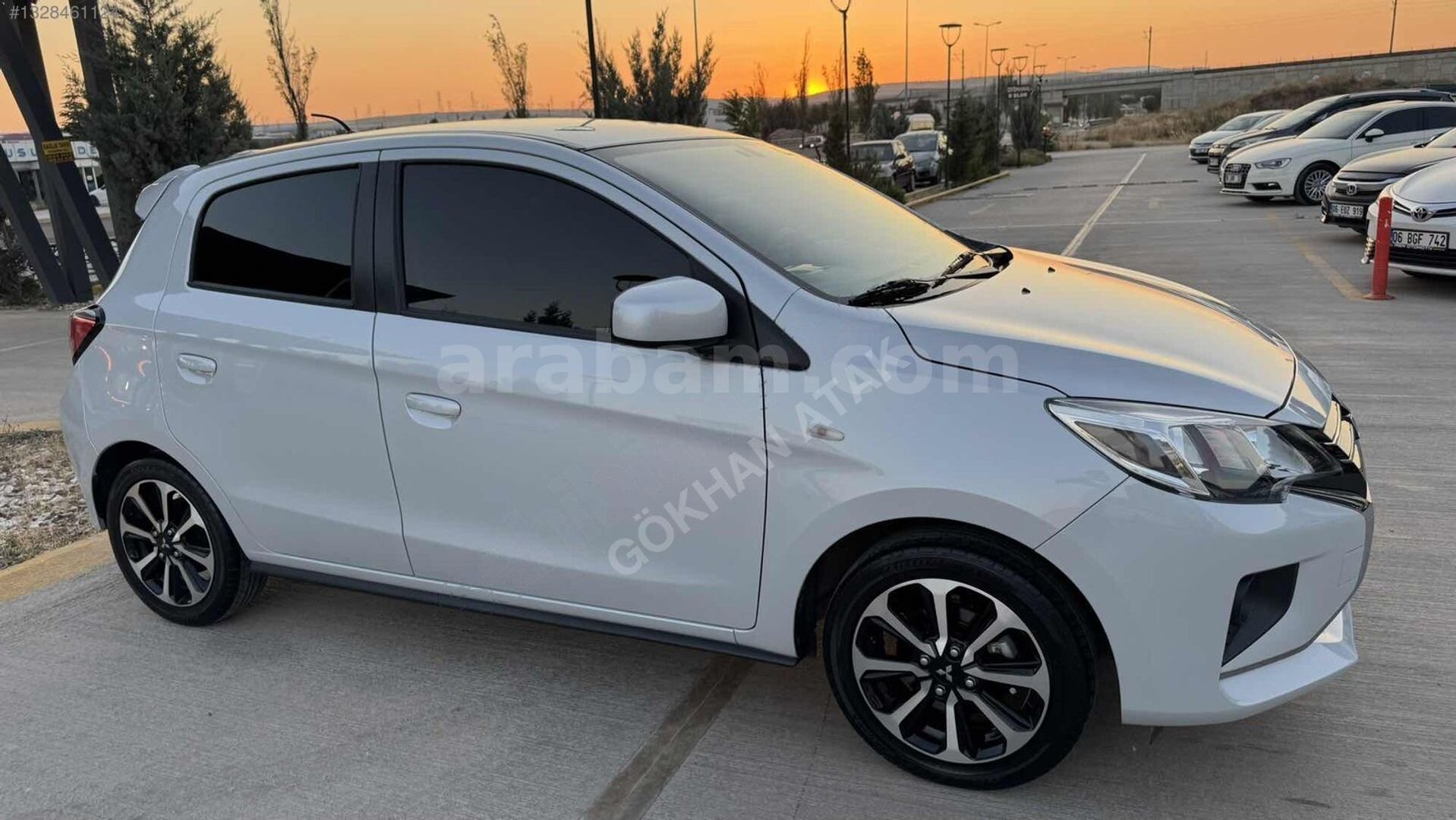 Galeriden Mitsubishi Space Star 1.2 Intense 2021 Model Ankara 12.800 km Beyaz 4