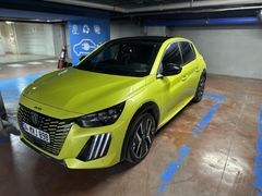 İlk Sahibinden Peugeot e-208 GT 2025 Lansman Rengi