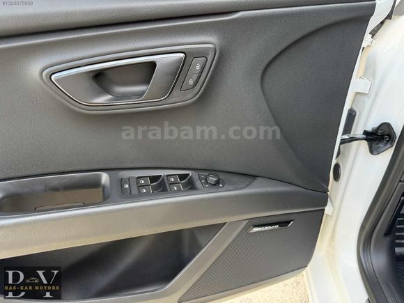 HATASIZ~BOYASIZ~184BİN KM~CAM TAVAN~FR~SEAT SOUND~LED FAR STOP
