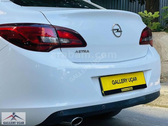 GALLERY UÇAR'dan-2020-DEĞİŞENSİZ-OPEL-ASTRA-1.4T-EDİTİONPLUS-140