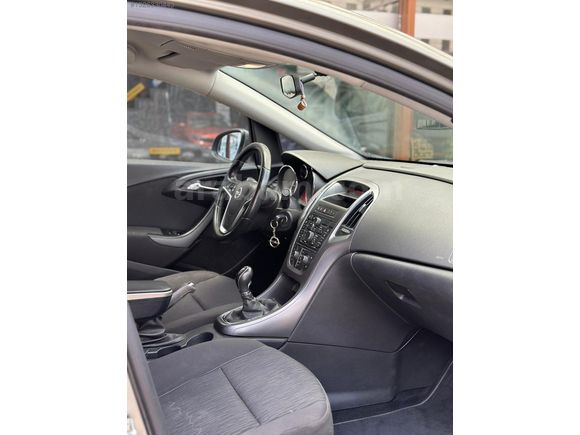BEDİRHAN OTOMOTİV'DEN 2019 OPEL / ASTRA /1.4T / EDİTİON PLUS