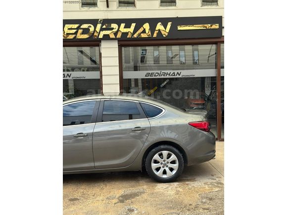 BEDİRHAN OTOMOTİV'DEN 2019 OPEL / ASTRA /1.4T / EDİTİON PLUS