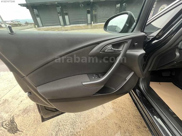 OPEL ASTRA 1.4 TURBO HATASIZ VERGİ LEV. 800 BİN KREDİ İMKANI