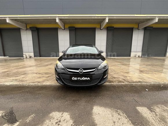 OPEL ASTRA 1.4 TURBO HATASIZ VERGİ LEV. 800 BİN KREDİ İMKANI