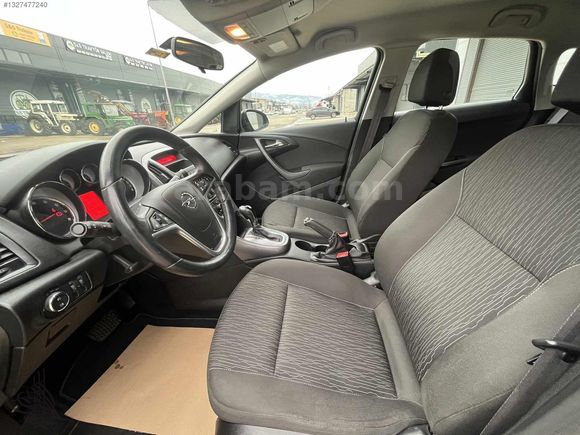 OPEL ASTRA 1.4 TURBO HATASIZ VERGİ LEV. 800 BİN KREDİ İMKANI