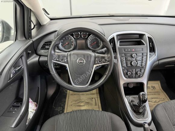 EMRAH AUTO'DAN 2019 MODEL ASTRA 1.4T EDİTİON PLUS 38 BİN KM
