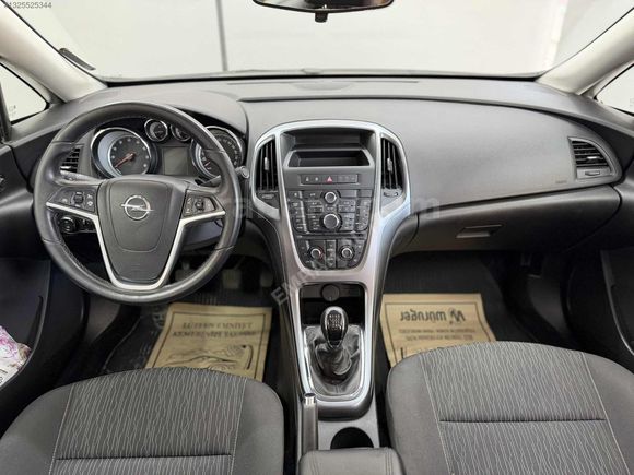 EMRAH AUTO'DAN 2019 MODEL ASTRA 1.4T EDİTİON PLUS 38 BİN KM