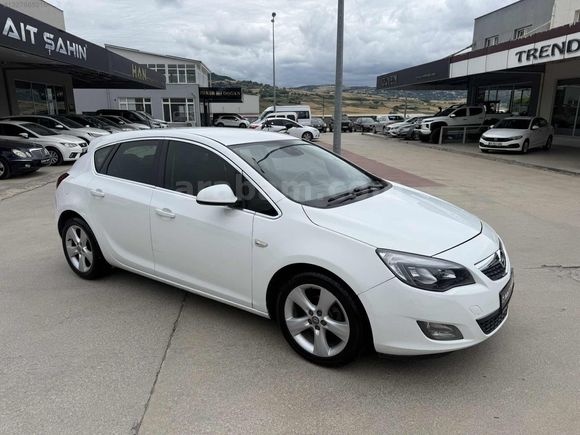 SAİT ŞAHİN'DEN 2011 OPEL ASTRA 1.3 CDTI ENJOY MANUEL