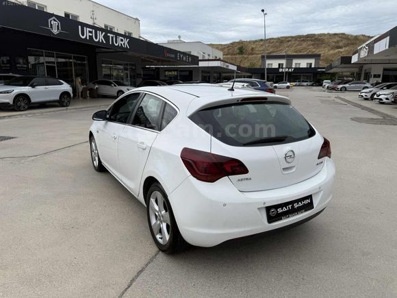 SAİT ŞAHİN'DEN 2011 OPEL ASTRA 1.3 CDTI ENJOY MANUEL