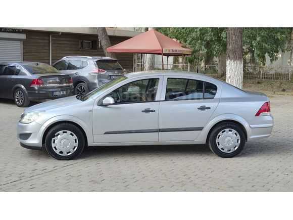 2008 Opel Astra H Sedan