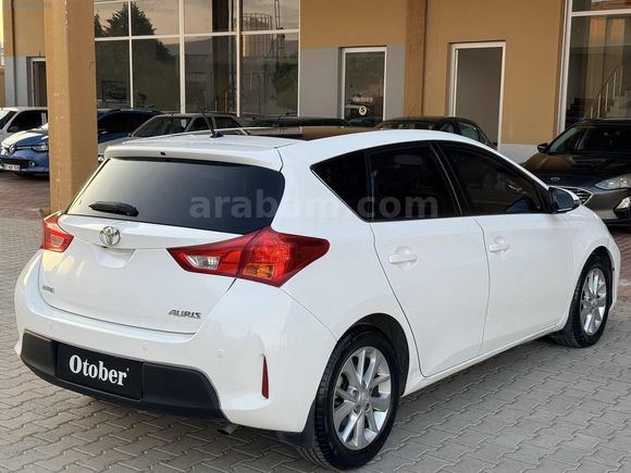 OTOBER 2013 TOYOTA AURİS PREMİUM CAM TAVAN