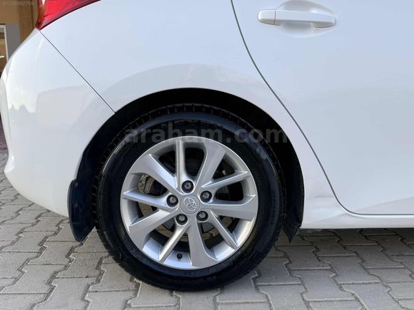 OTOBER 2013 TOYOTA AURİS PREMİUM CAM TAVAN