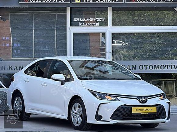 2024 COROLLA 1.5 VİSİON PLUS GSR 48 BİN KM'DE GARANTİLİ