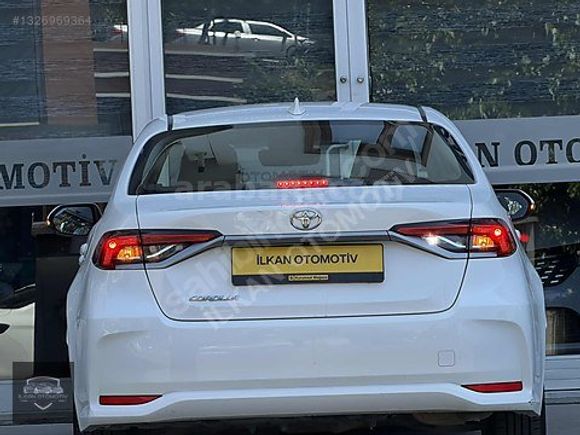 2024 COROLLA 1.5 VİSİON PLUS GSR 48 BİN KM'DE GARANTİLİ
