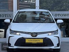 2024 COROLLA 1.5 VİSİON PLUS GSR 48 BİN KM'DE GARANTİLİ