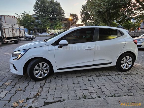RENAULT CLIO 1.0 SCe JOY
