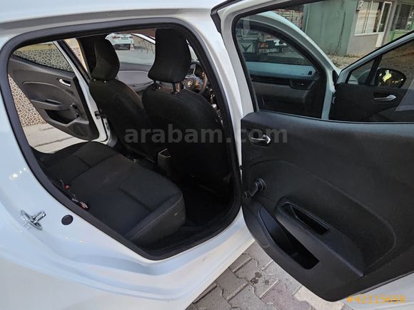 RENAULT CLIO 1.0 SCe JOY