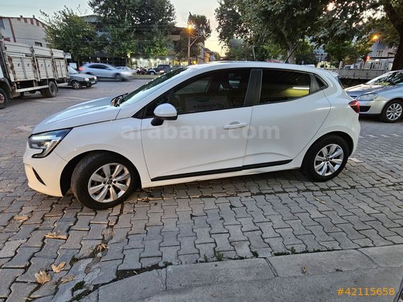 RENAULT CLIO 1.0 SCe JOY
