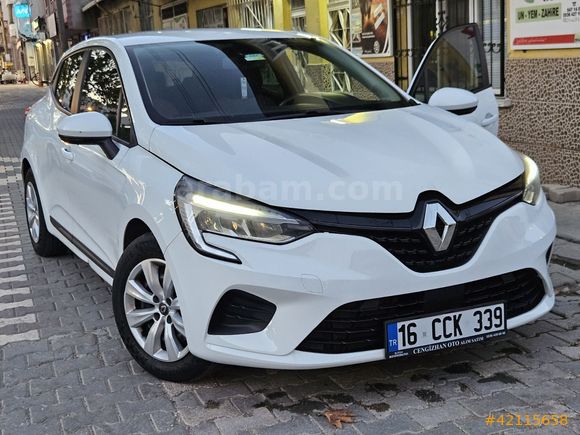RENAULT CLIO 1.0 SCe JOY