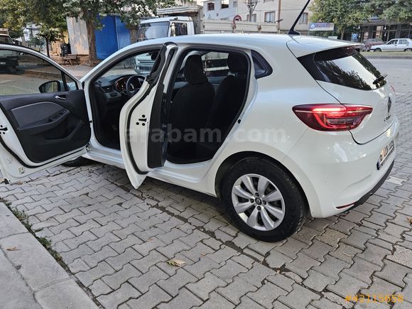RENAULT CLIO 1.0 SCe JOY