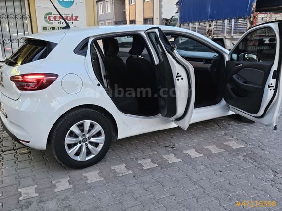RENAULT CLIO 1.0 SCe JOY