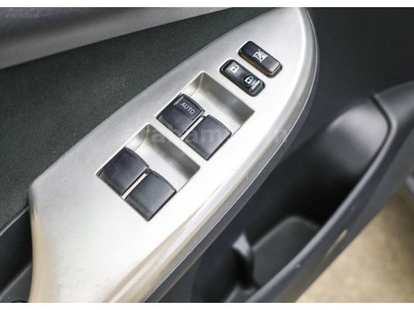 TOYOTAMİR BOSCH CAR SERVİCE GÜVENCESİYLE 2011 COROLLA ELEGANT