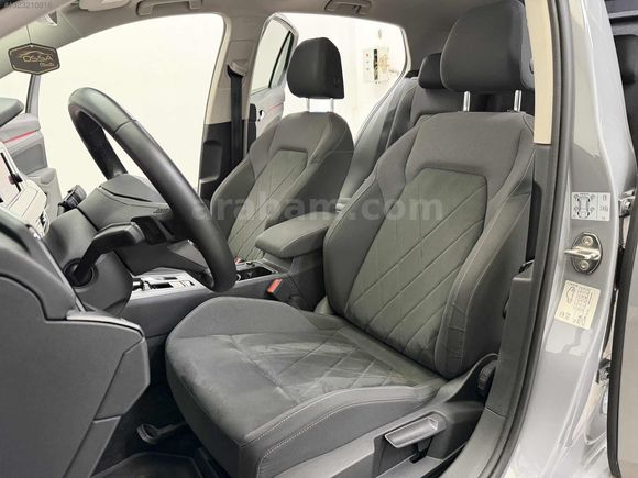 OTOMATİK NARDO GRİ CAM TAVANLI GOLF 8