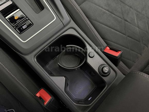OTOMATİK NARDO GRİ CAM TAVANLI GOLF 8