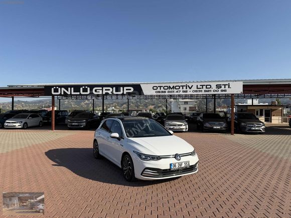 ÜNLÜ GRUP TAN 2023 VW GOLF STYLE CAM TAVAN HATASIZ