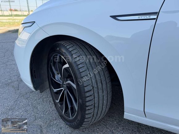 ÜNLÜ GRUP TAN 2023 VW GOLF STYLE CAM TAVAN HATASIZ