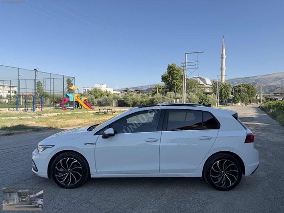 ÜNLÜ GRUP TAN 2023 VW GOLF STYLE CAM TAVAN HATASIZ