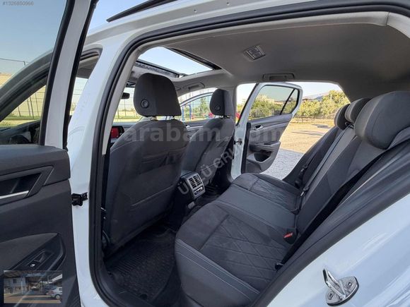 ÜNLÜ GRUP TAN 2023 VW GOLF STYLE CAM TAVAN HATASIZ