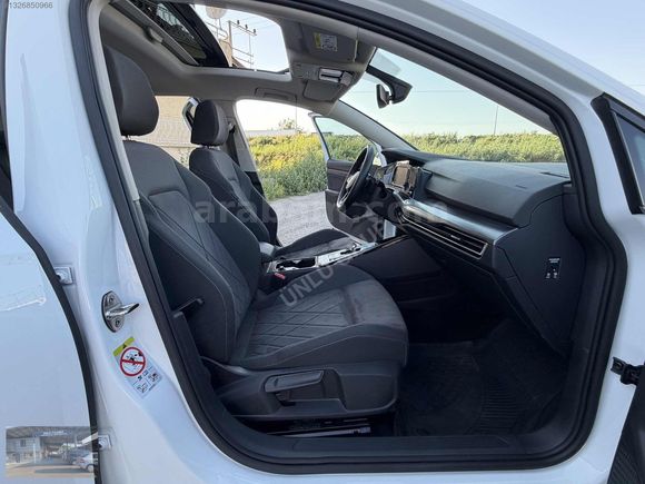 ÜNLÜ GRUP TAN 2023 VW GOLF STYLE CAM TAVAN HATASIZ