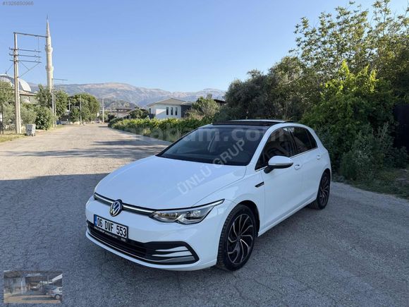 ÜNLÜ GRUP TAN 2023 VW GOLF STYLE CAM TAVAN HATASIZ