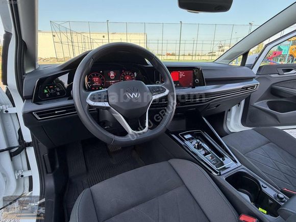 ÜNLÜ GRUP TAN 2023 VW GOLF STYLE CAM TAVAN HATASIZ