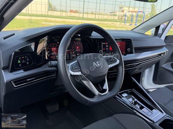 ÜNLÜ GRUP TAN 2023 VW GOLF STYLE CAM TAVAN HATASIZ