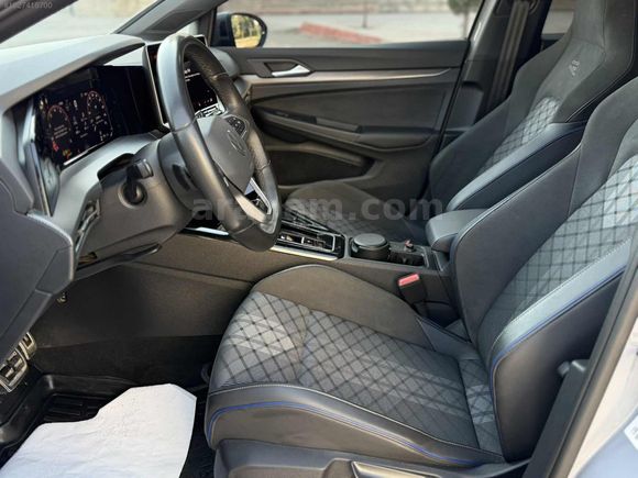 2024 MODEL BOYASIZ SERVİS BAKIMLI 51 BİN KM de R-LİNE GOLF 8.5