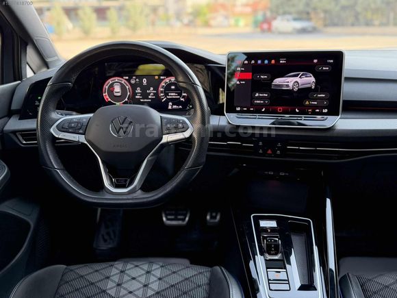 2024 MODEL BOYASIZ SERVİS BAKIMLI 51 BİN KM de R-LİNE GOLF 8.5