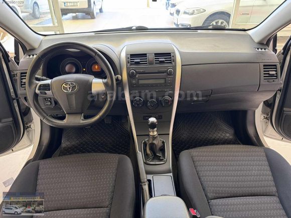SADECE 67 BİN KM DE HATASIZ BOYASIZ 2013 COROLLA 1.4D-4D