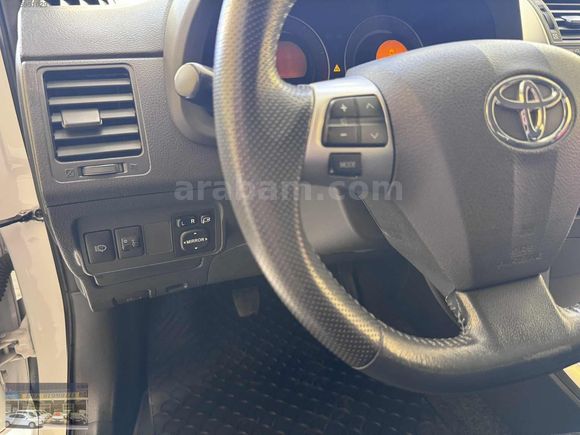 SADECE 67 BİN KM DE HATASIZ BOYASIZ 2013 COROLLA 1.4D-4D