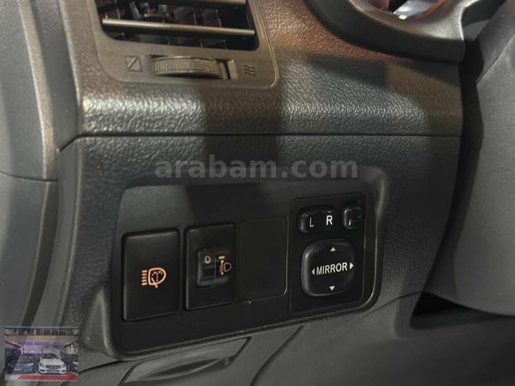 CİHAN|2011 COROLLA 1.4 D-4D COMFORT 6 İLERİ MAKYAJ 90HP